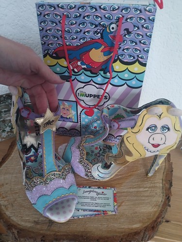 Muppet con tacco - , a